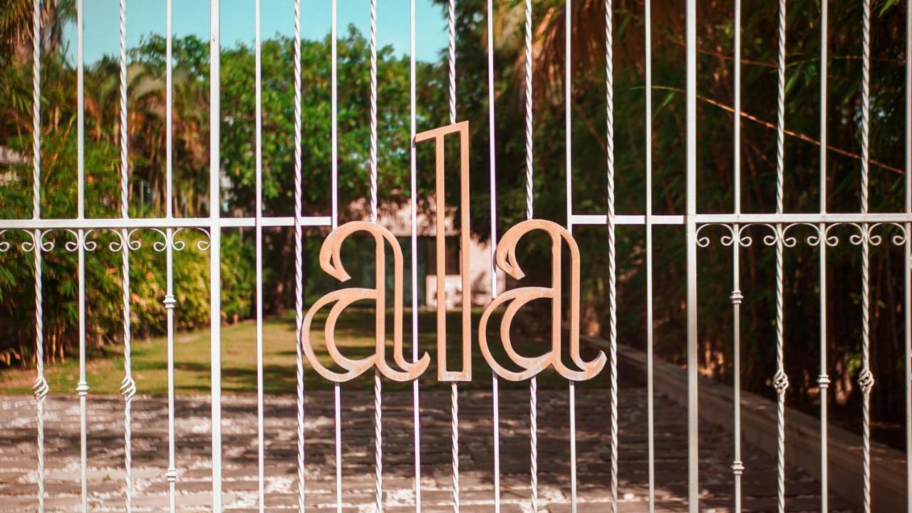 Villa Los Aguiluchos Chetumal Exteriör bild
